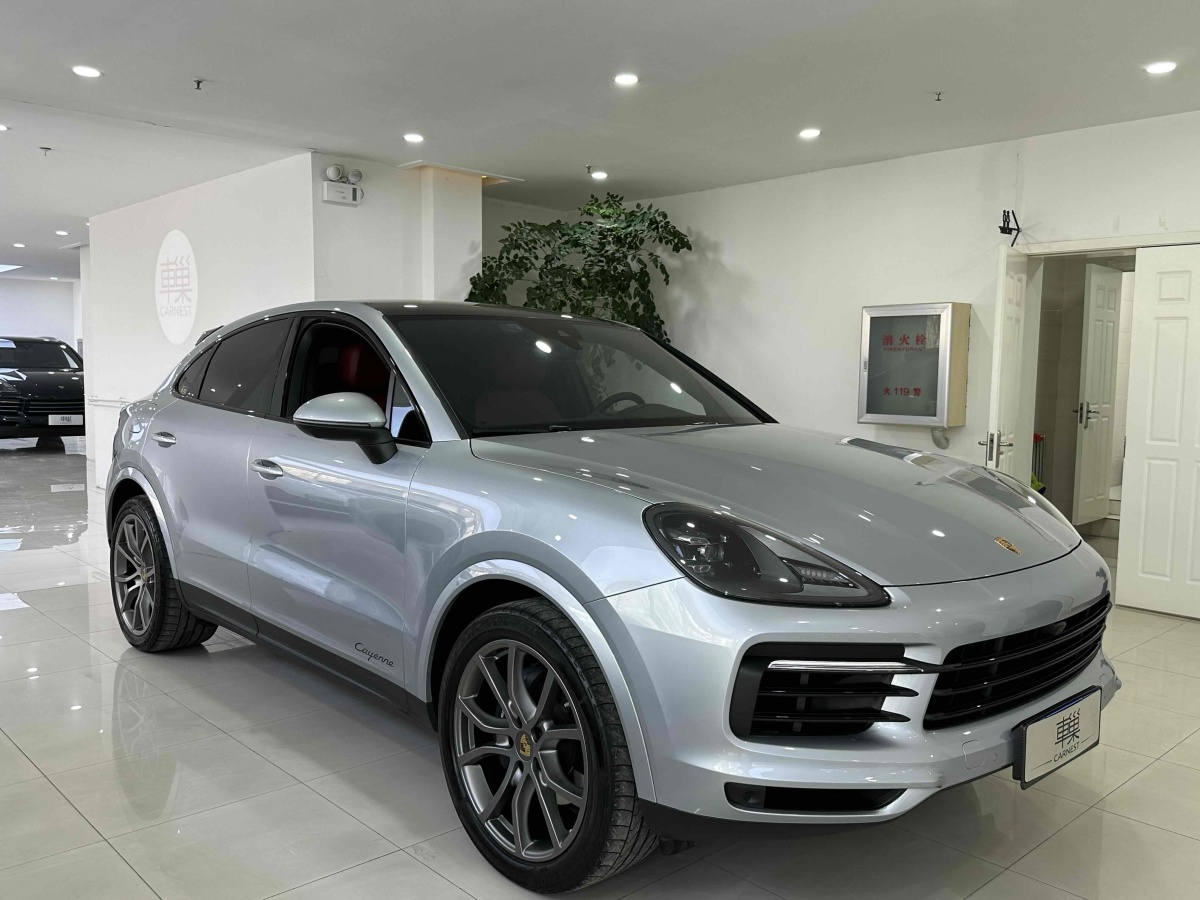 2023年1月保时捷 Cayenne  2022款 Cayenne Coupé 3.0T 铂金版