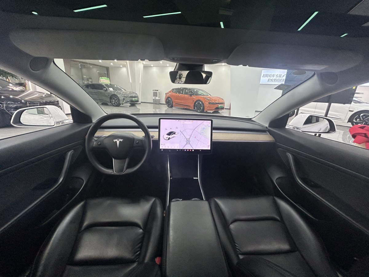 特斯拉 Model 3  2019款 標準續(xù)航后驅(qū)升級版圖片