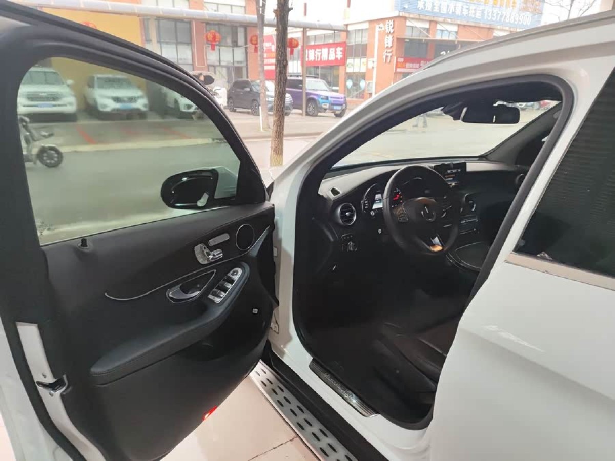 奔馳 奔馳GLC  2017款 GLC 300 4MATIC 動感型圖片