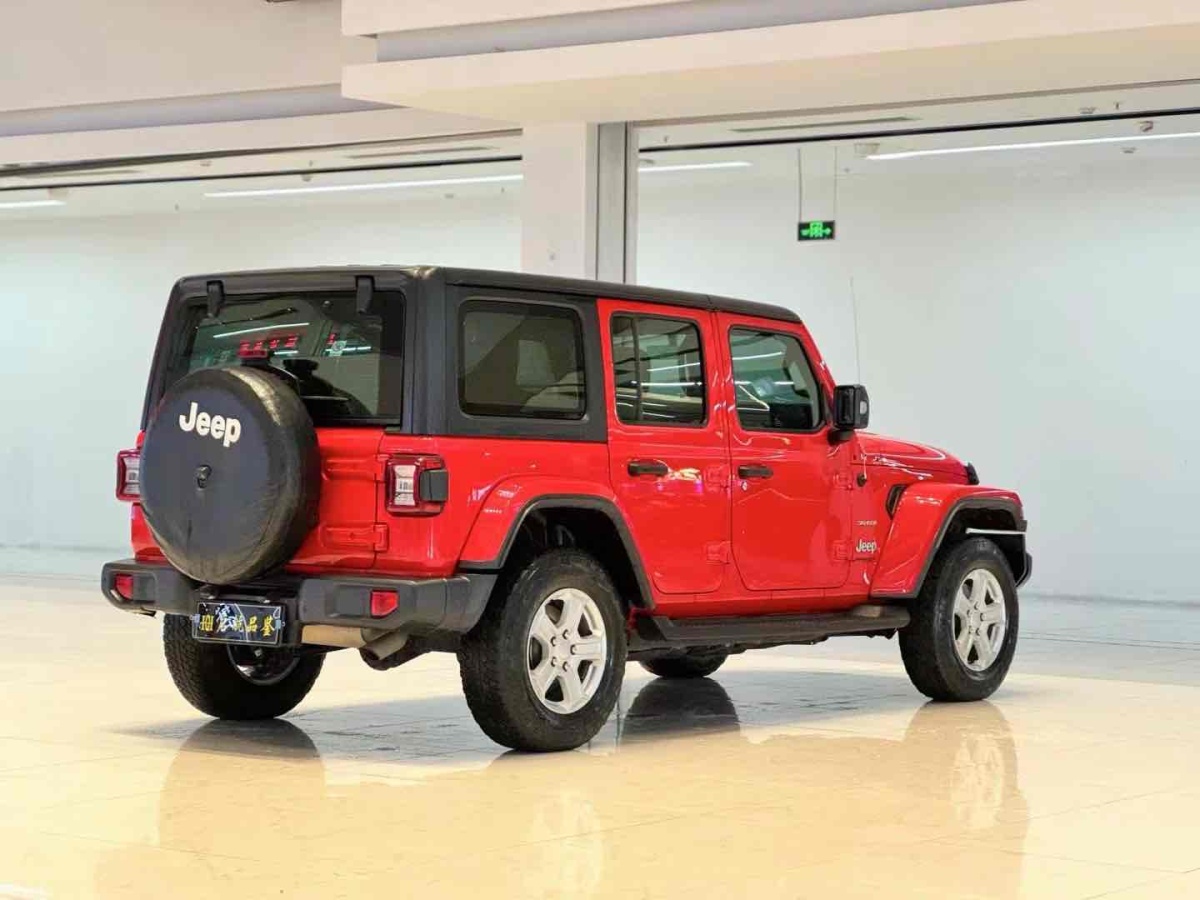 Jeep 牧馬人  2019款 2.0T Sahara 四門版 國VI圖片