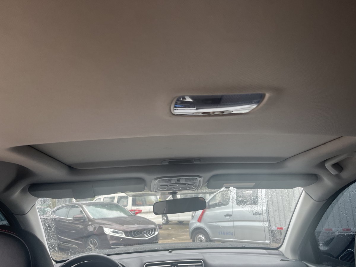 哈弗 M6  2017款 1.5T 自動兩驅(qū)精英型圖片