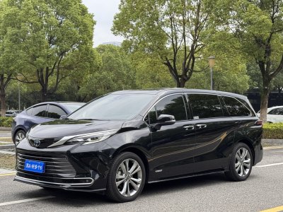 2023年2月 丰田 赛那SIENNA 2.5L混动 尊贵版图片