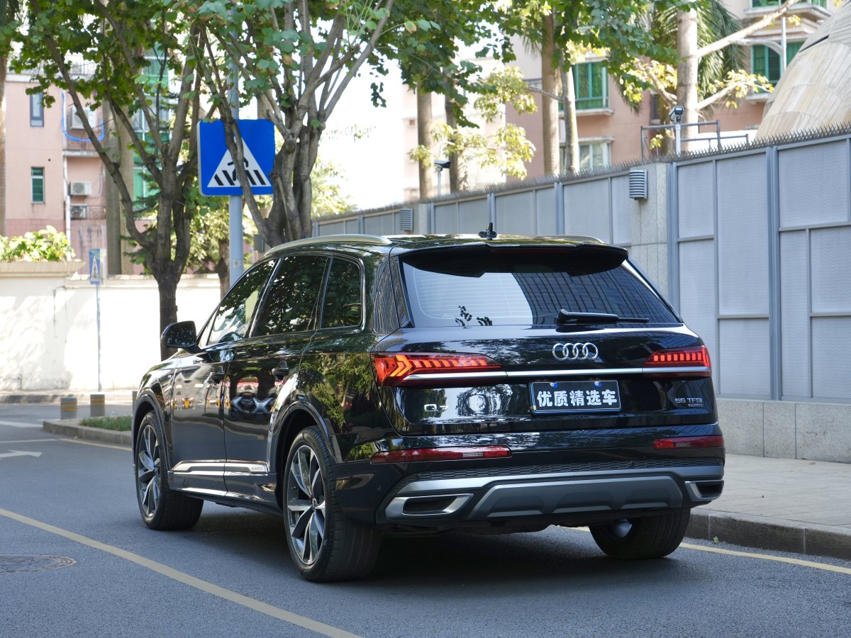 奧迪 奧迪Q7  2024款 55 TFSI quattro S line運動型圖片