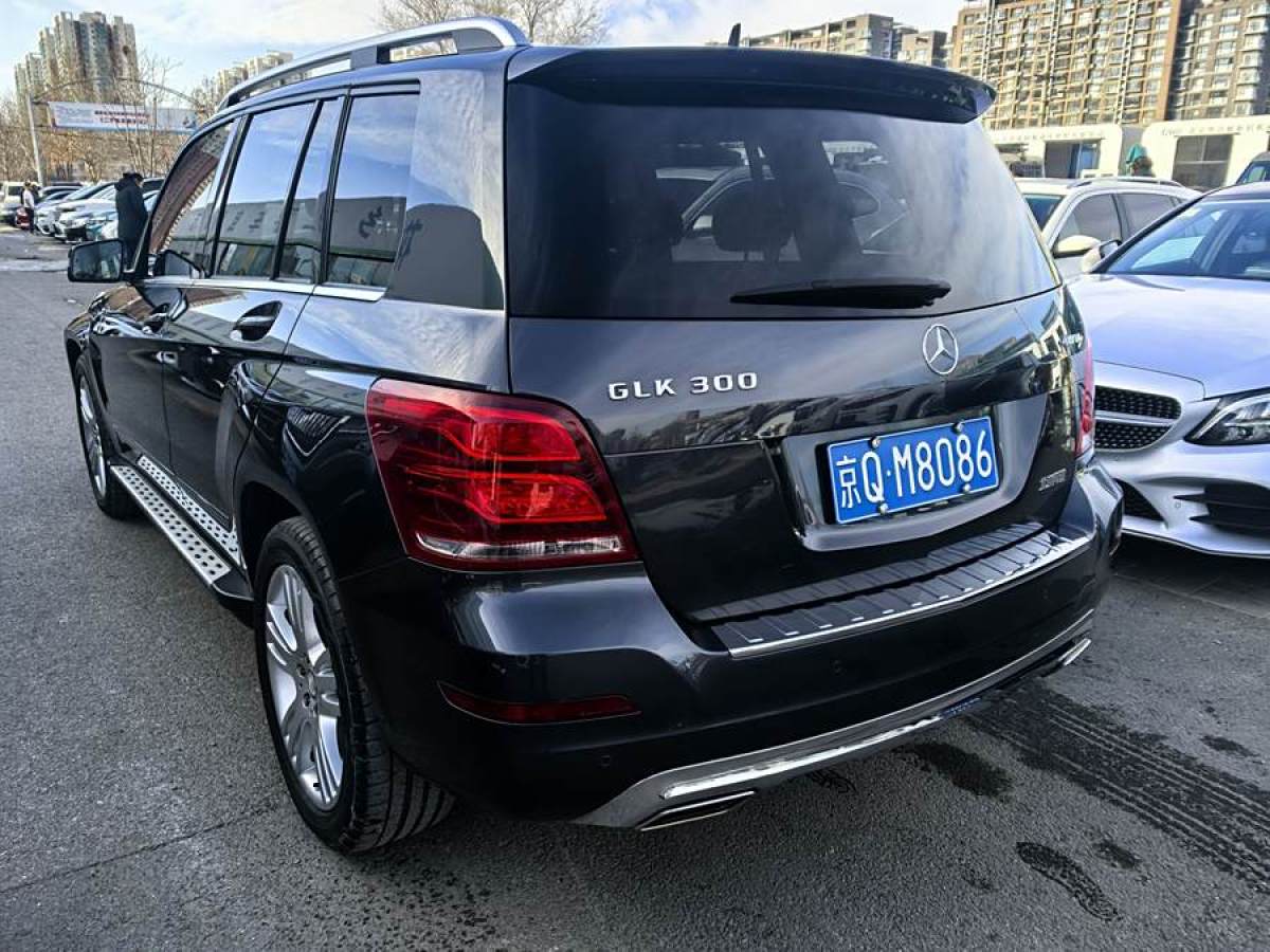 奔馳 奔馳GLK級(jí)  2013款 GLK 300 4MATIC 動(dòng)感天窗型圖片