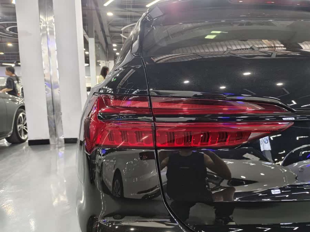 2020年12月奧迪 奧迪A6  2021款 allroad quattro 55 TFSI 探索家覓境版