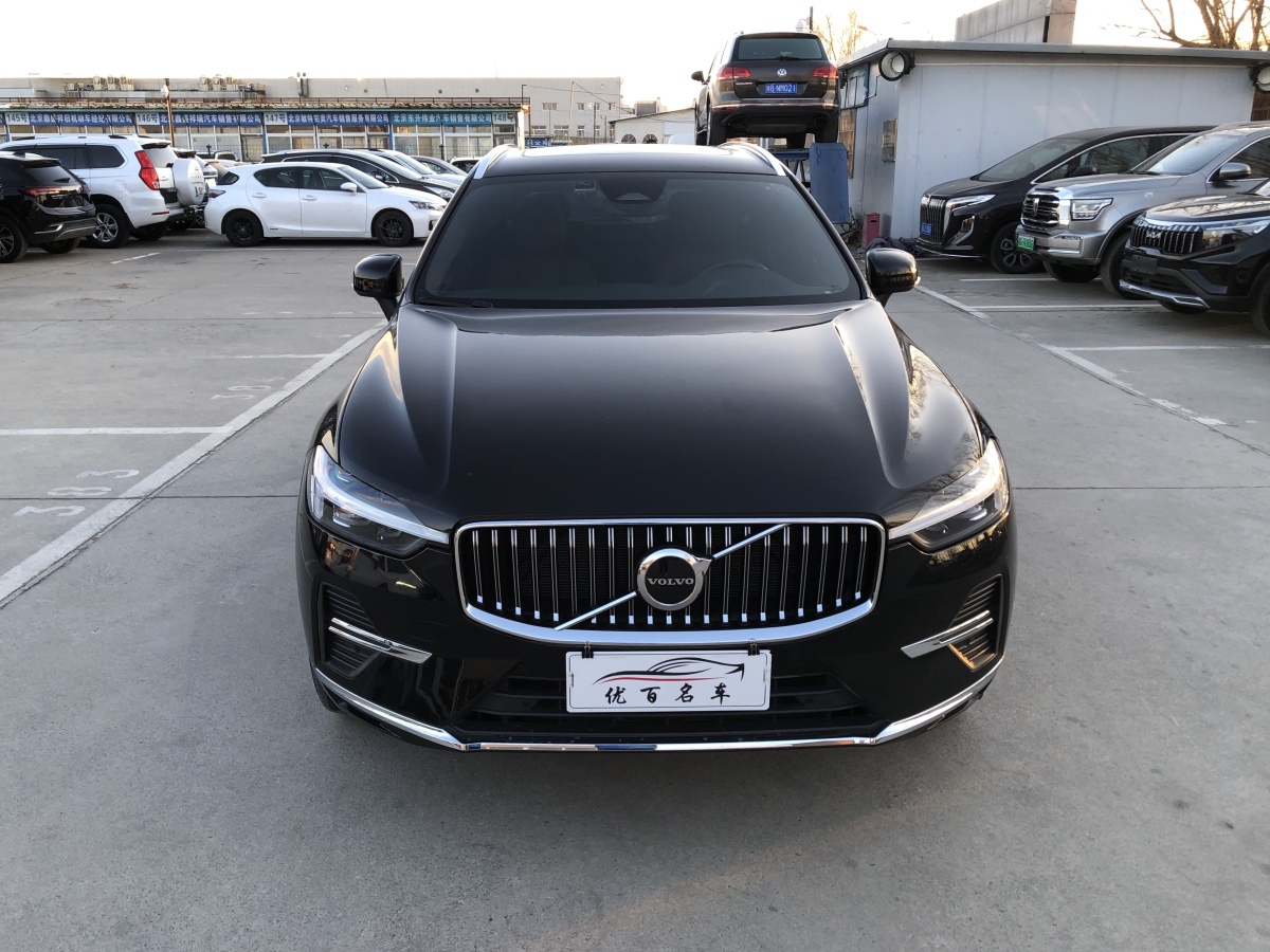 沃爾沃 XC60  2022款 B5 四驅(qū)智遠(yuǎn)豪華版圖片