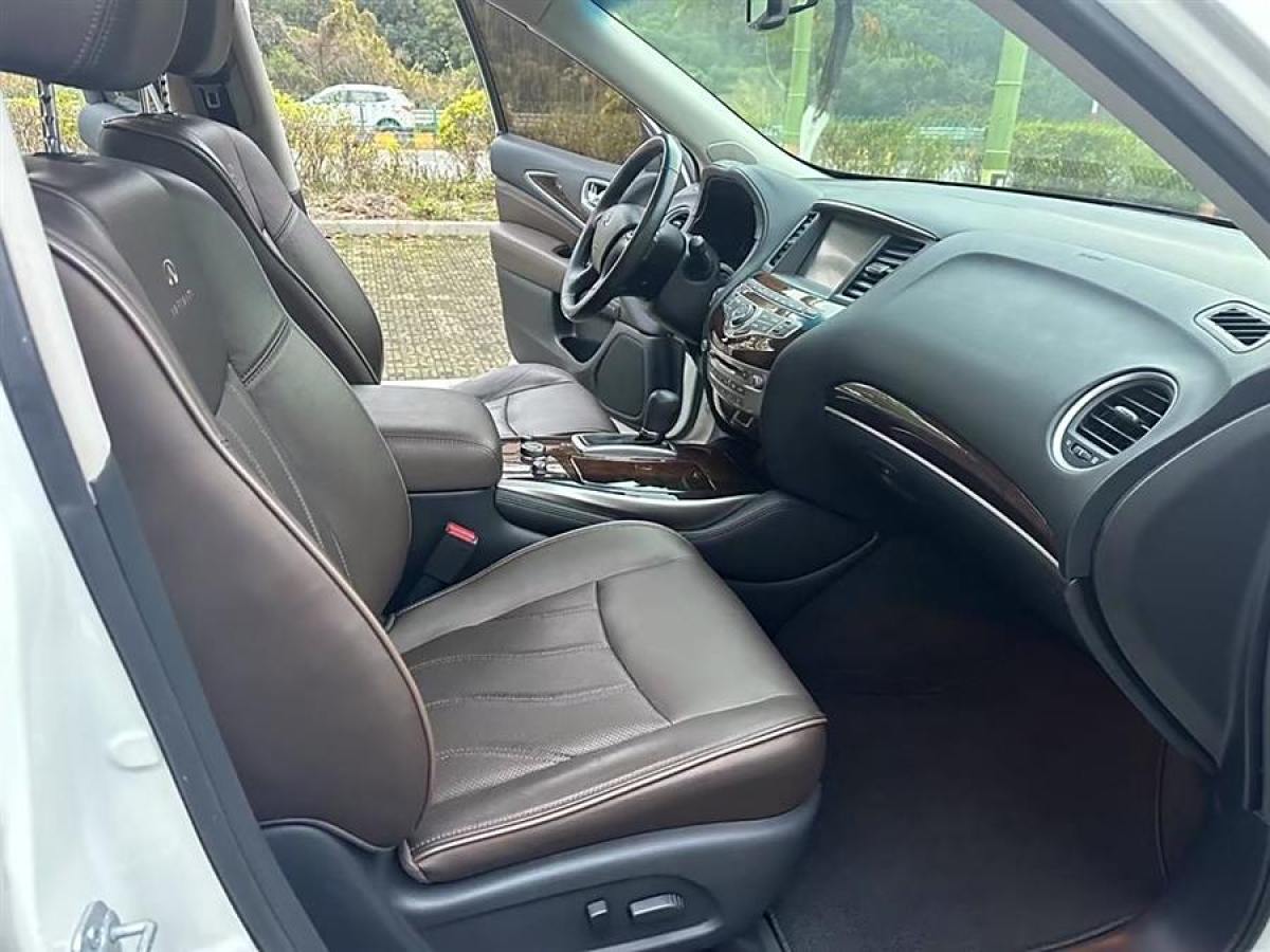 英菲尼迪 QX60  2020款 2.5 S/C Hybrid 兩驅(qū)卓越版 國VI圖片