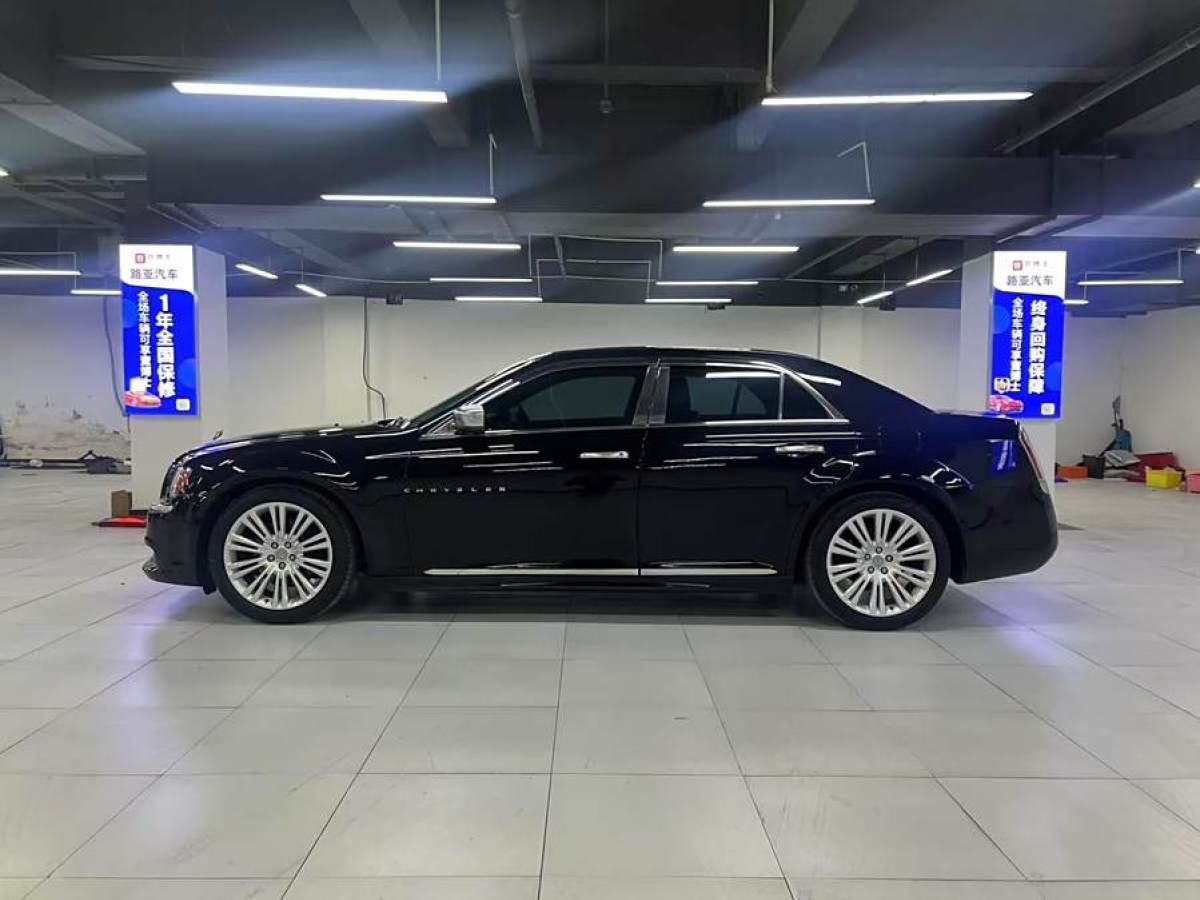 克萊斯勒 300C  2014款 3.0L 卓越版圖片