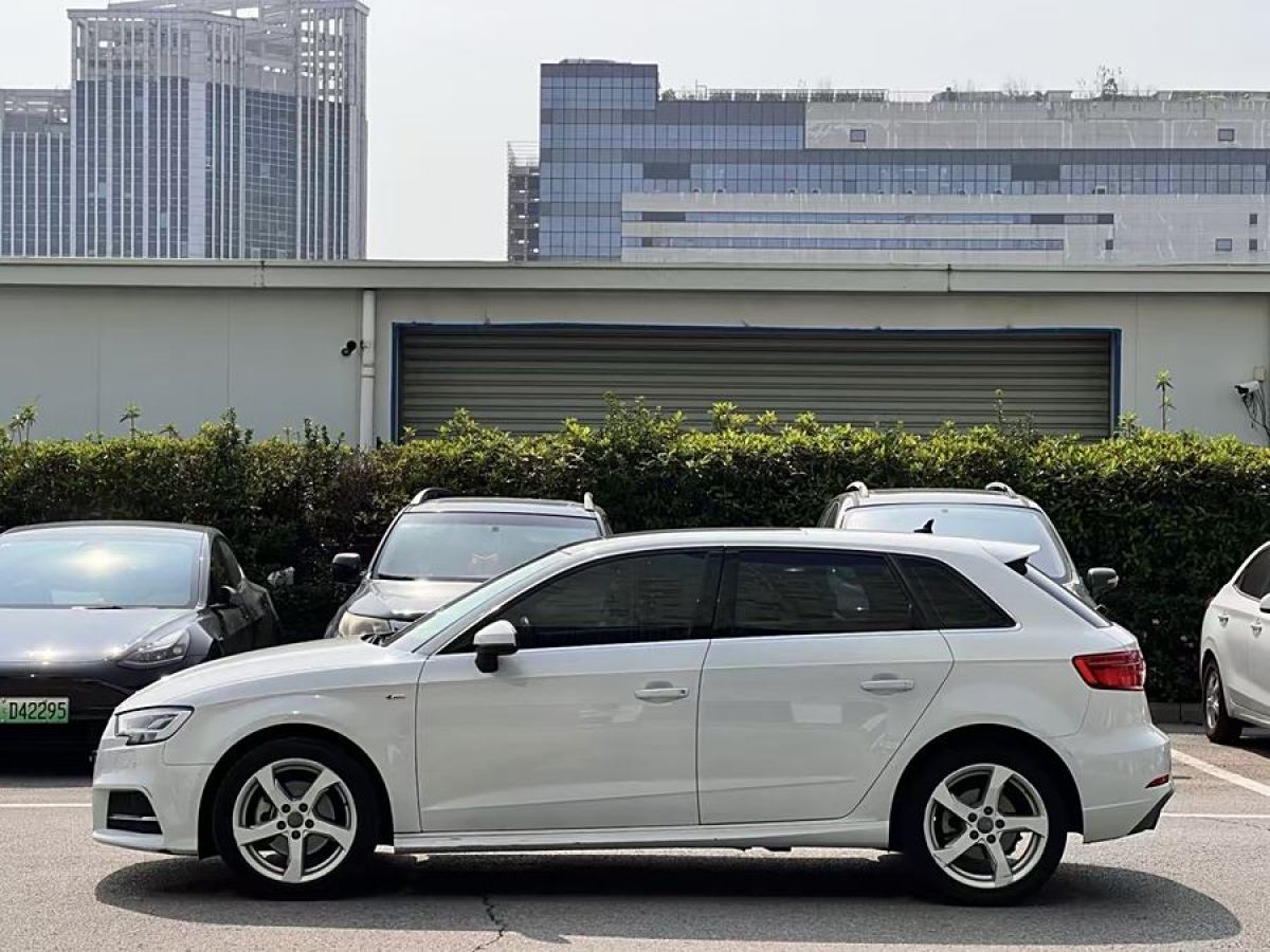 奧迪 奧迪A3  2019款 Sportback 35 TFSI 時(shí)尚型 國(guó)VI圖片