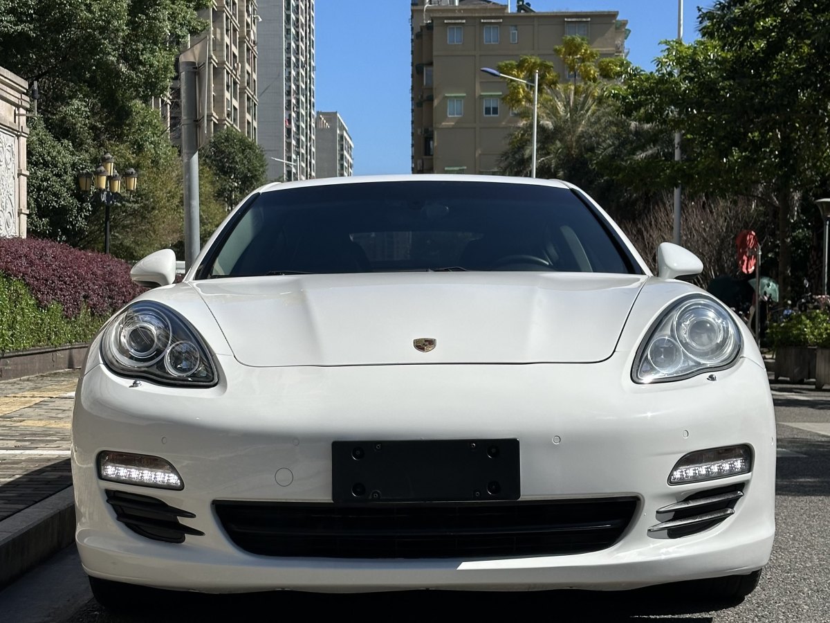 2012年11月保時(shí)捷 Panamera  2013款 Panamera Platinum Edition 3.6L