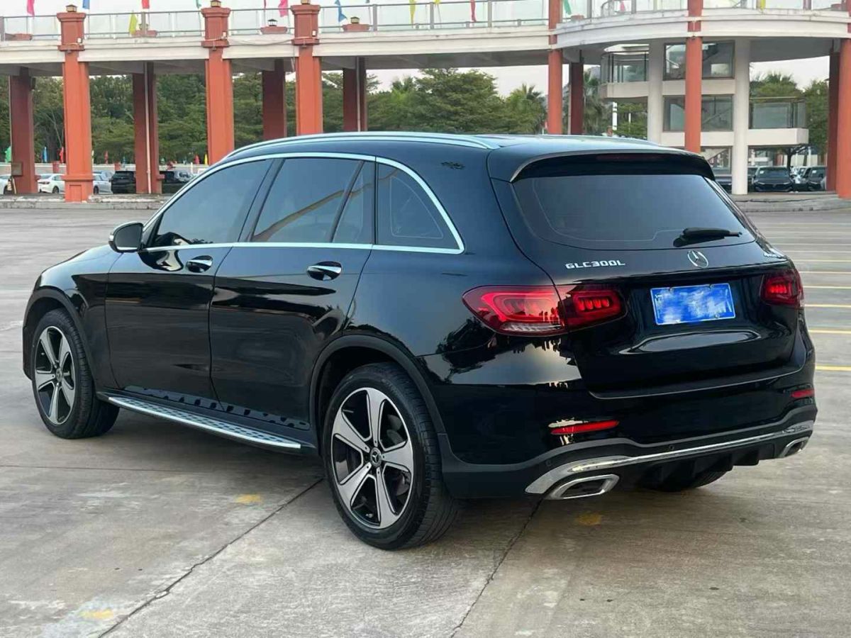 奔馳 V級(jí)  2020款 V 260 L 長(zhǎng)軸距豪華版圖片