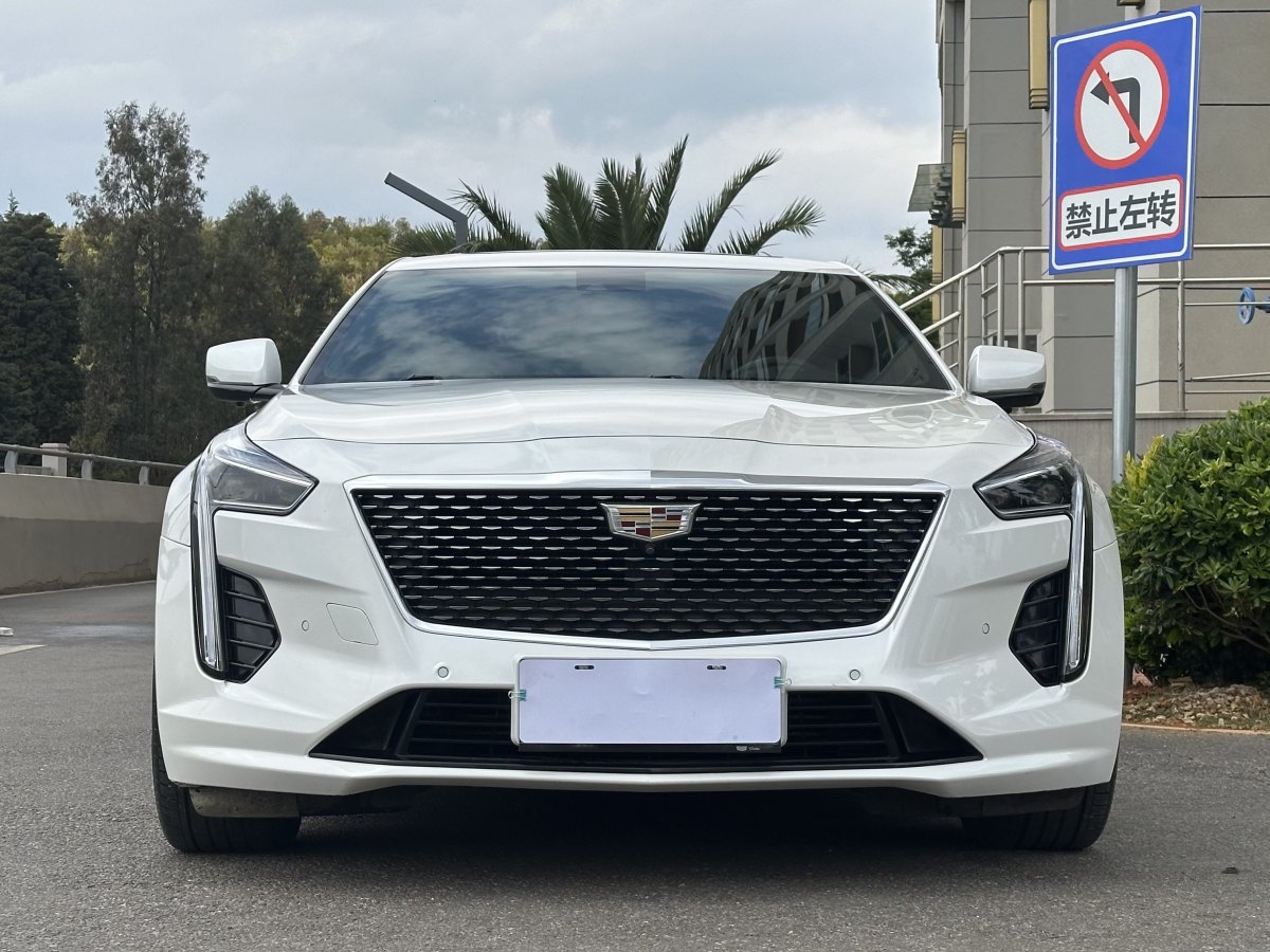 凱迪拉克 CT6  2019款 28T 豪華型圖片