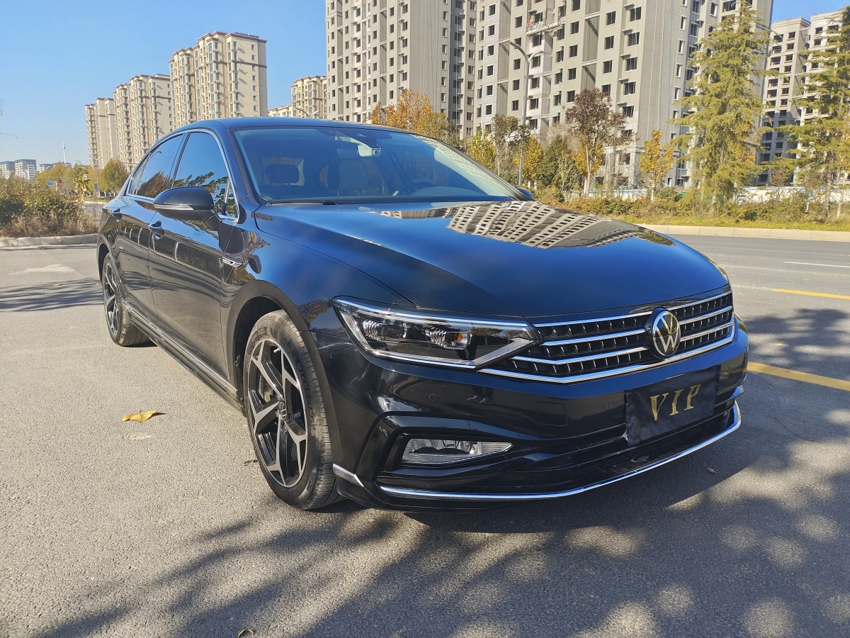 大眾 邁騰  2023款 200萬輛紀(jì)念版 330TSI DSG豪華型圖片