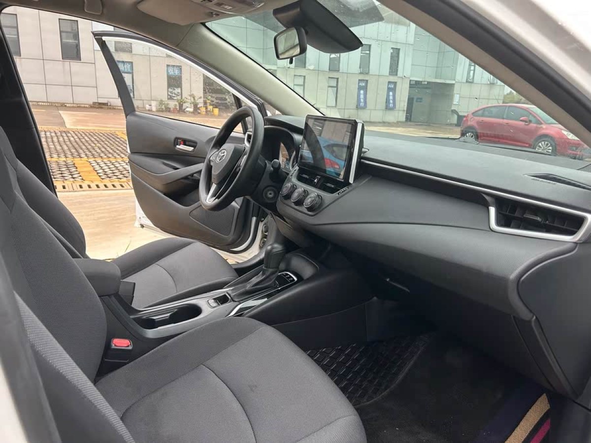 豐田 卡羅拉  2019款 1.2T S-CVT GL先鋒版圖片