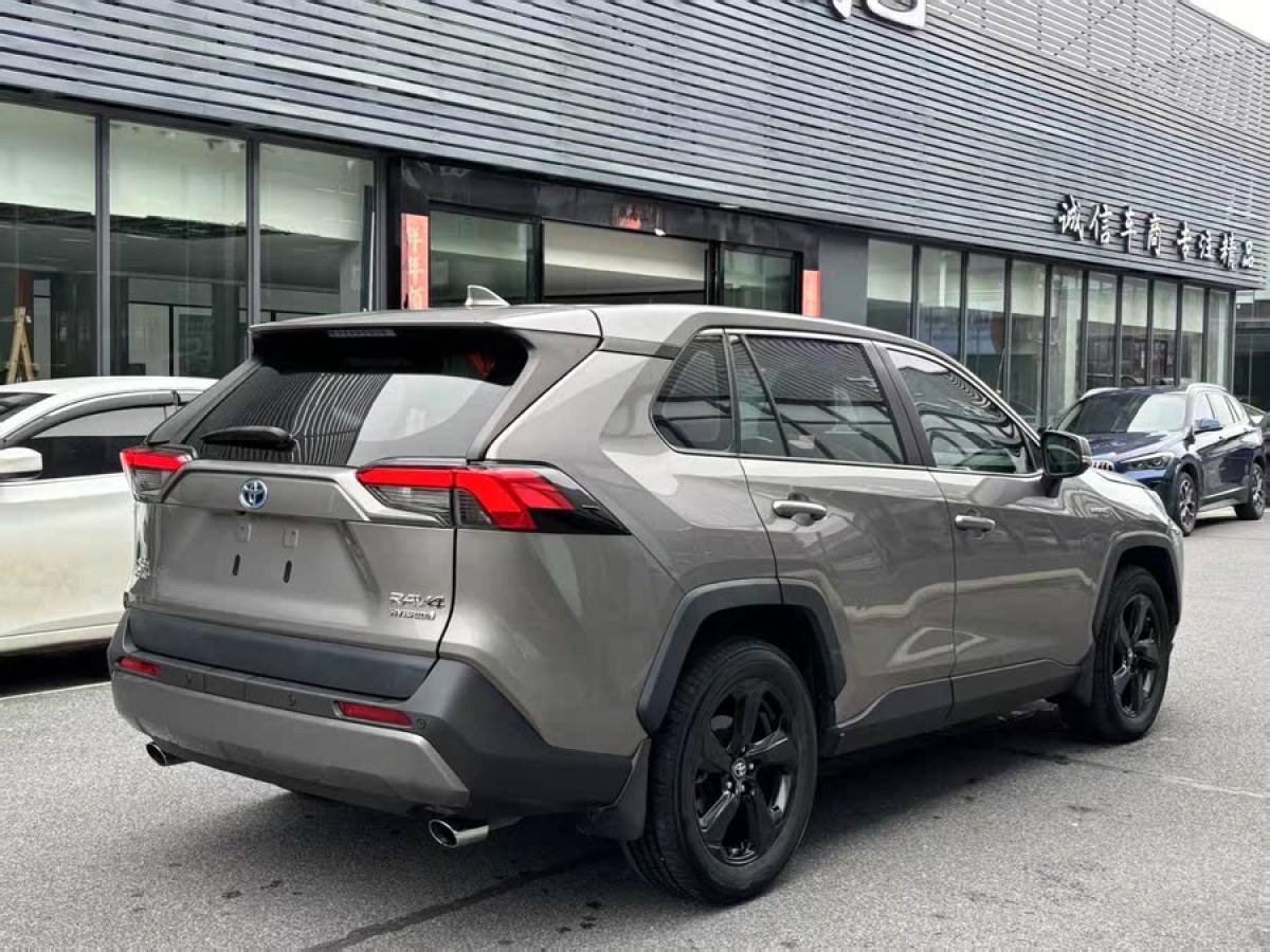 豐田 RAV4榮放  2023款 雙擎 2.5L E-CVT四驅精英Plus版圖片