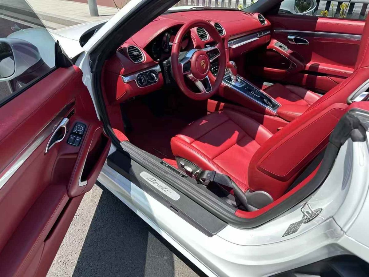保時(shí)捷 718  2021款 Boxster 2.5T 25周年紀(jì)念版圖片