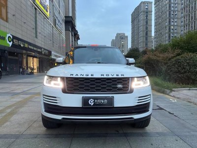 2019年7月 路虎 攬勝行政版 3.0T SDV6 Vogue SE 創(chuàng)世加長(zhǎng)版圖片