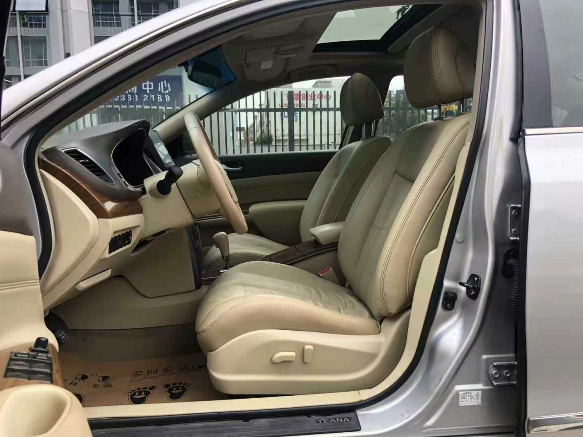 日產(chǎn) 天籟  2013款 2.0L XE時尚版圖片