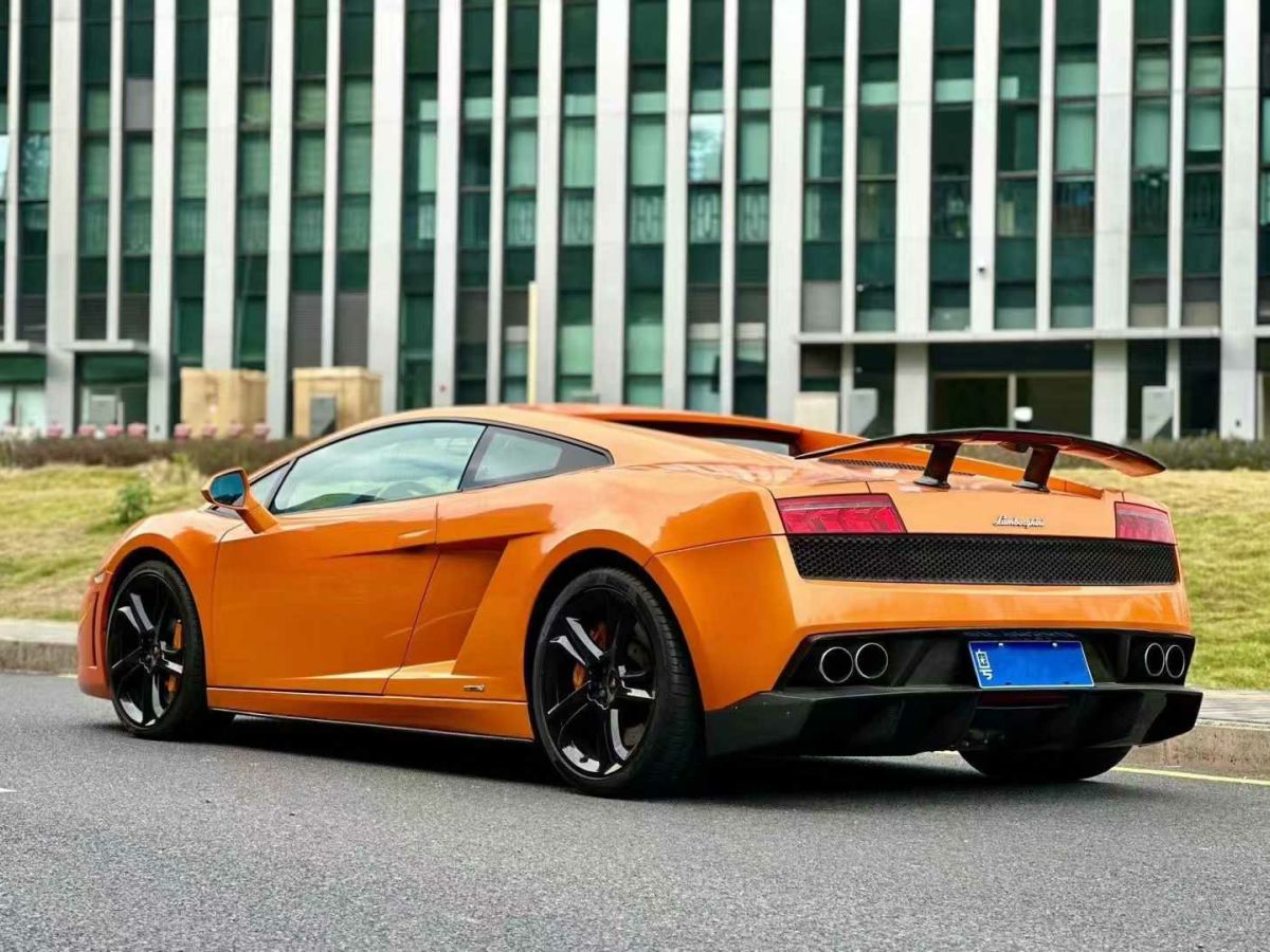 蘭博基尼 Aventador  2011款 LP 700-4圖片