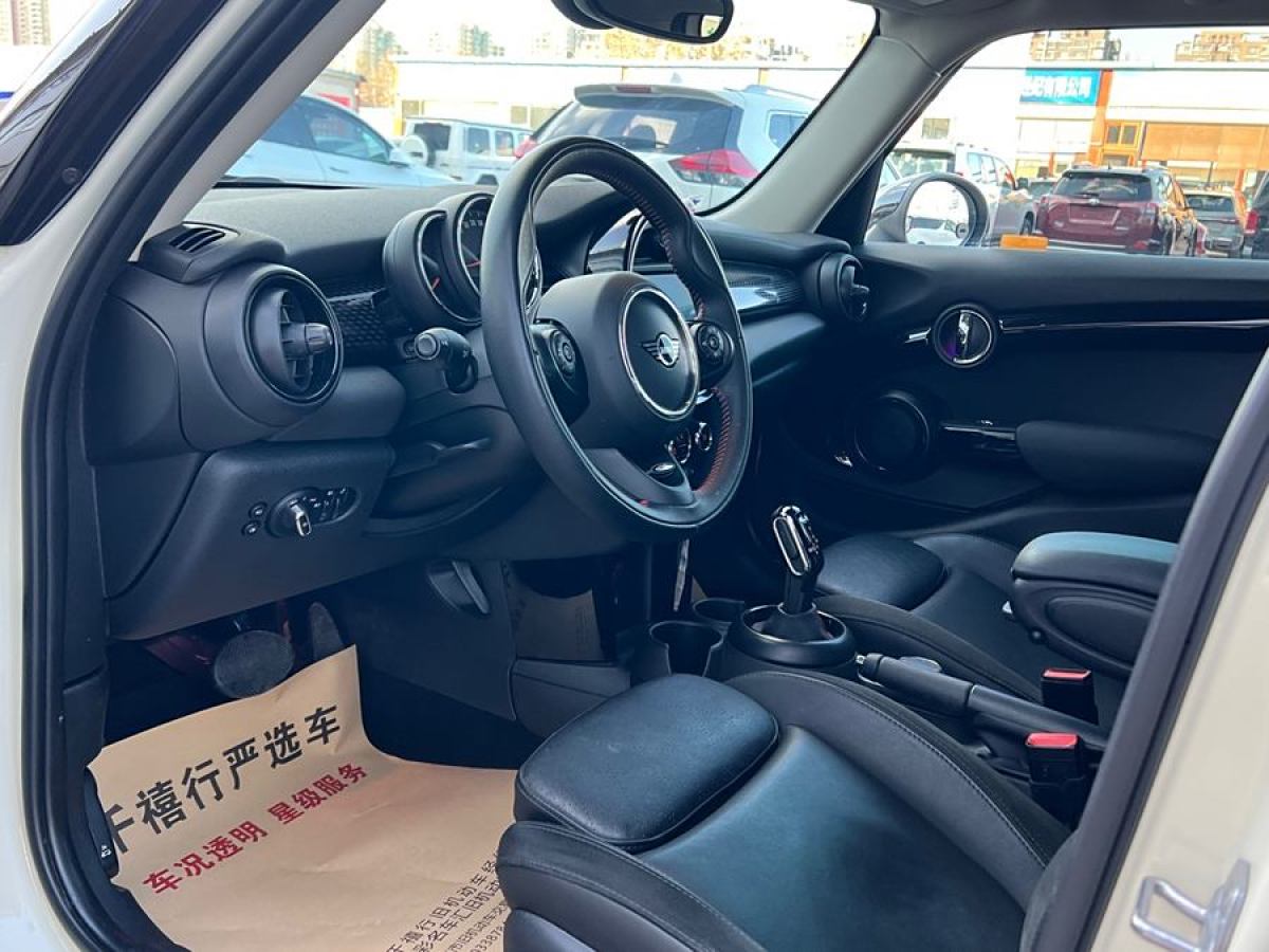 MINI MINI  2019款 2.0T COOPER S 賽車手 五門版圖片