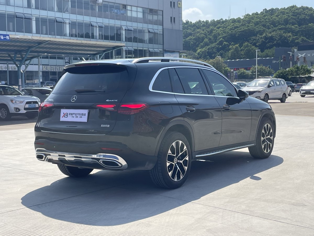 奔馳 奔馳GLC  2023款 改款 GLC 260 L 4MATIC 動感型 7座圖片