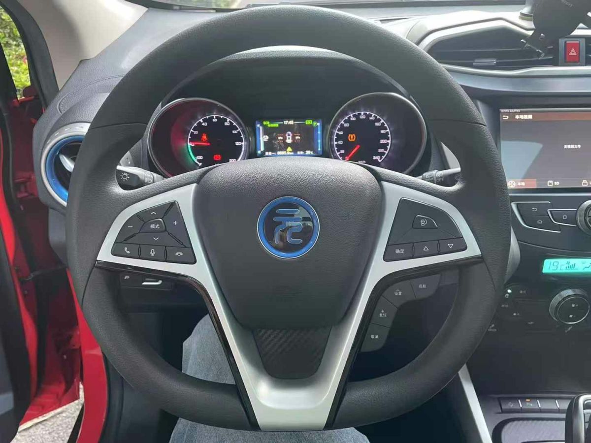 比亞迪 元新能源  2019款 EV360 智聯(lián)悅享型圖片