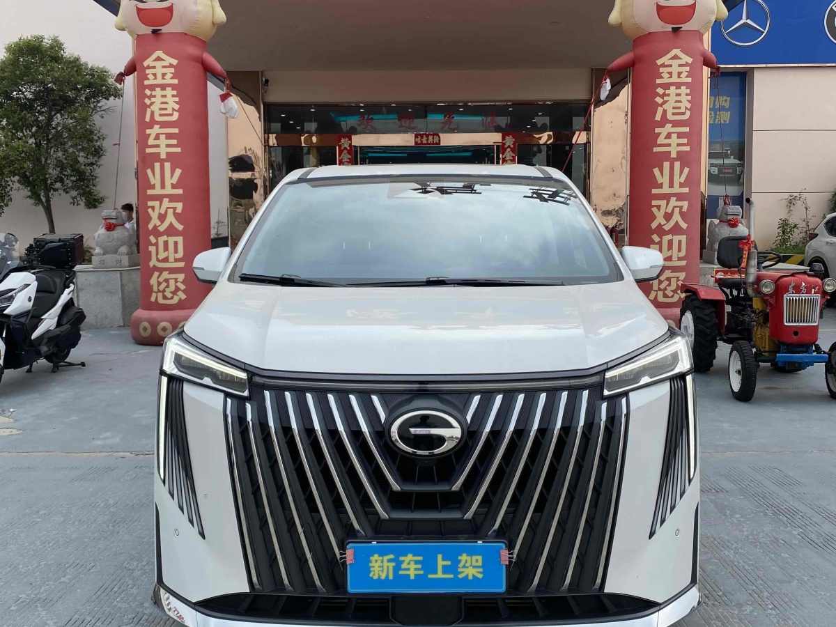 廣汽傳祺 M8  2023款 大師系列 390T 至尊版圖片