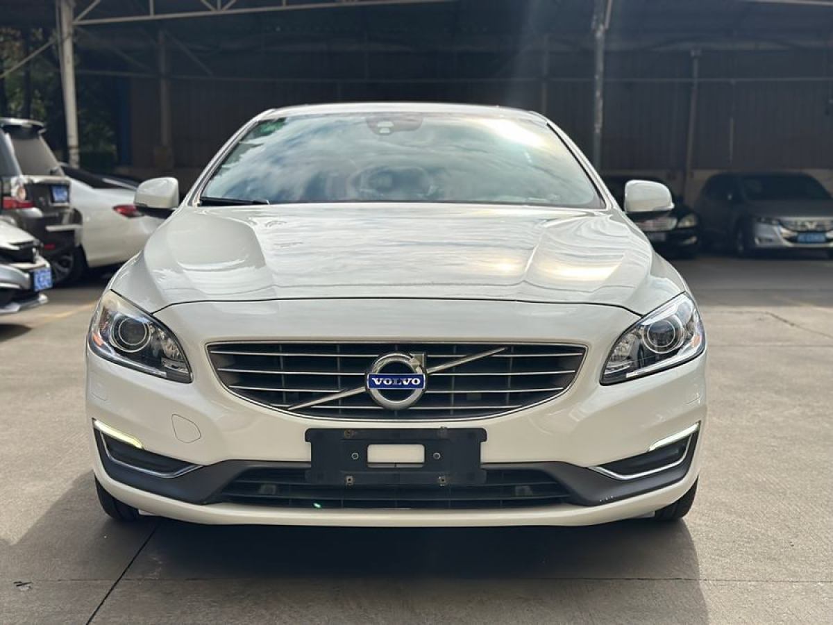 沃爾沃 S60  2015款 L 2.0T 智遠(yuǎn)版圖片