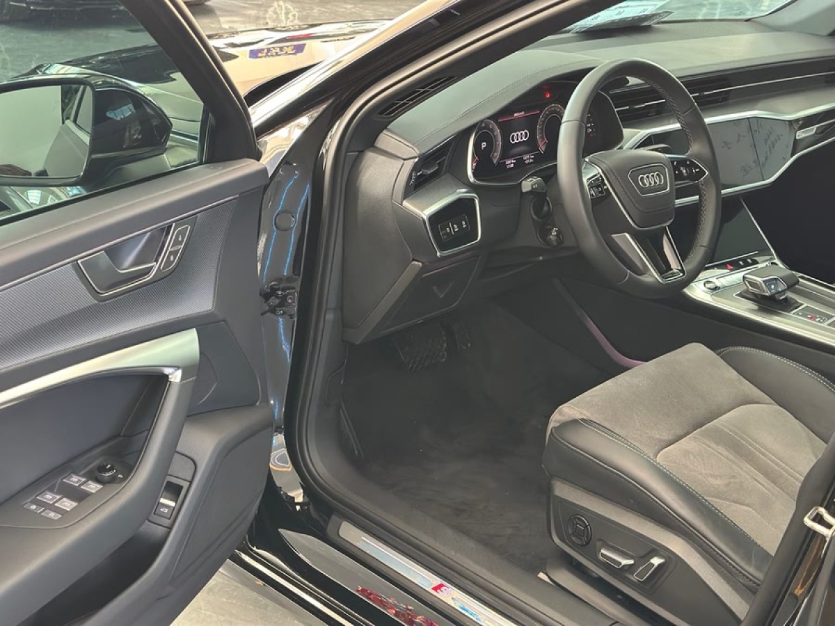 奧迪 奧迪A6L  2024款 45 TFSI 臻選動感型圖片