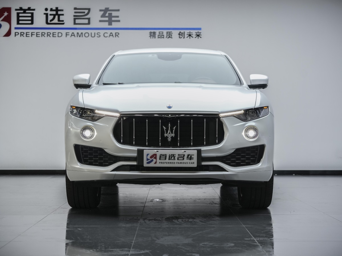 瑪莎拉蒂 Levante  2018款 3.0T 350Hp 標(biāo)準(zhǔn)版圖片