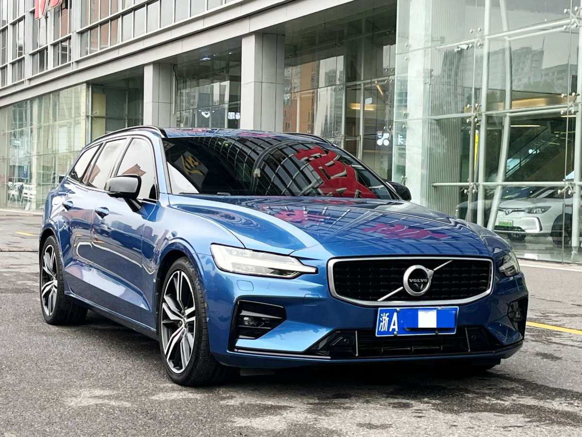 沃爾沃 V60  2020款 T5 智遠(yuǎn)運(yùn)動版圖片