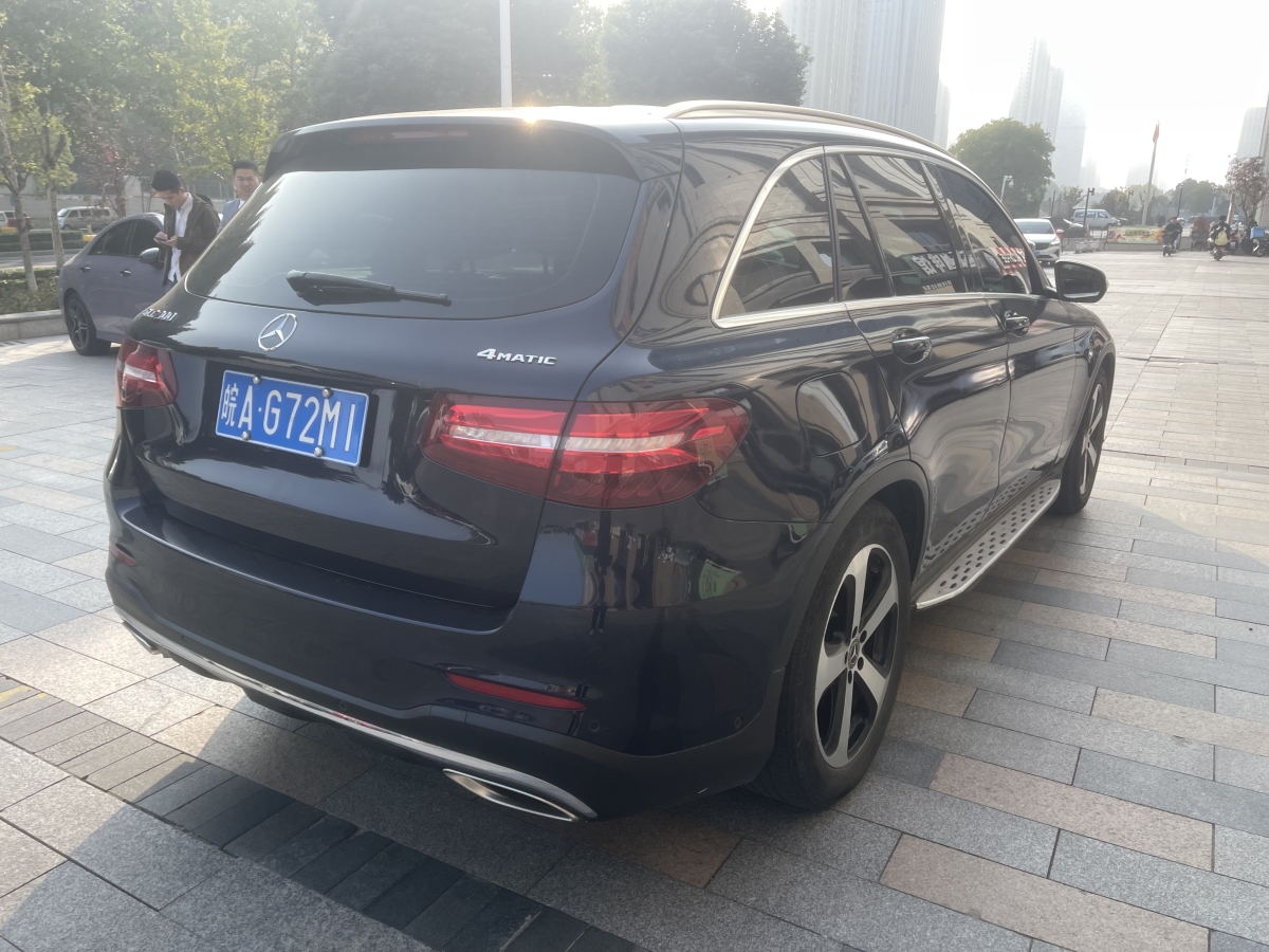 奔馳 奔馳GLC  2018款 改款 GLC 260 4MATIC 豪華型圖片