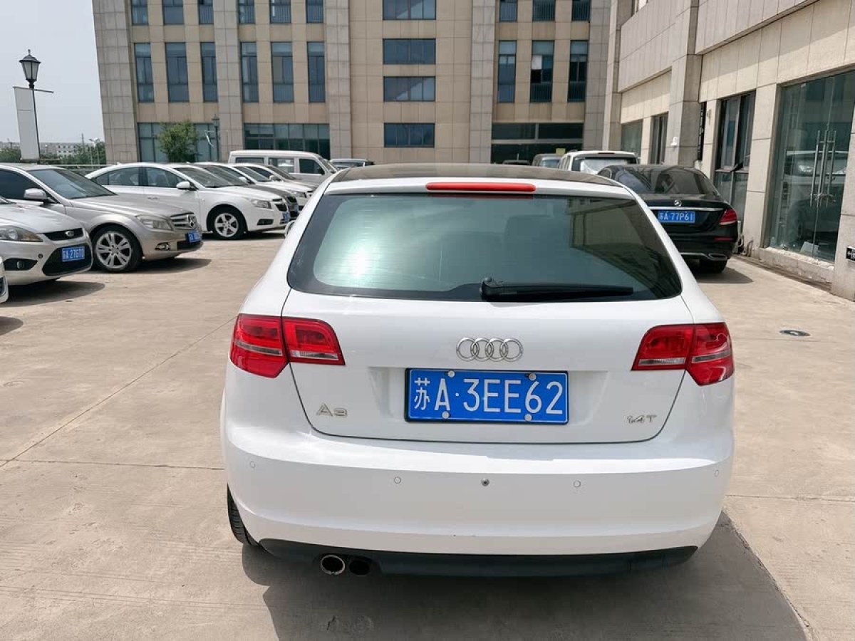 奧迪 奧迪A3  2012款 Sportback 1.4T 豪華型圖片