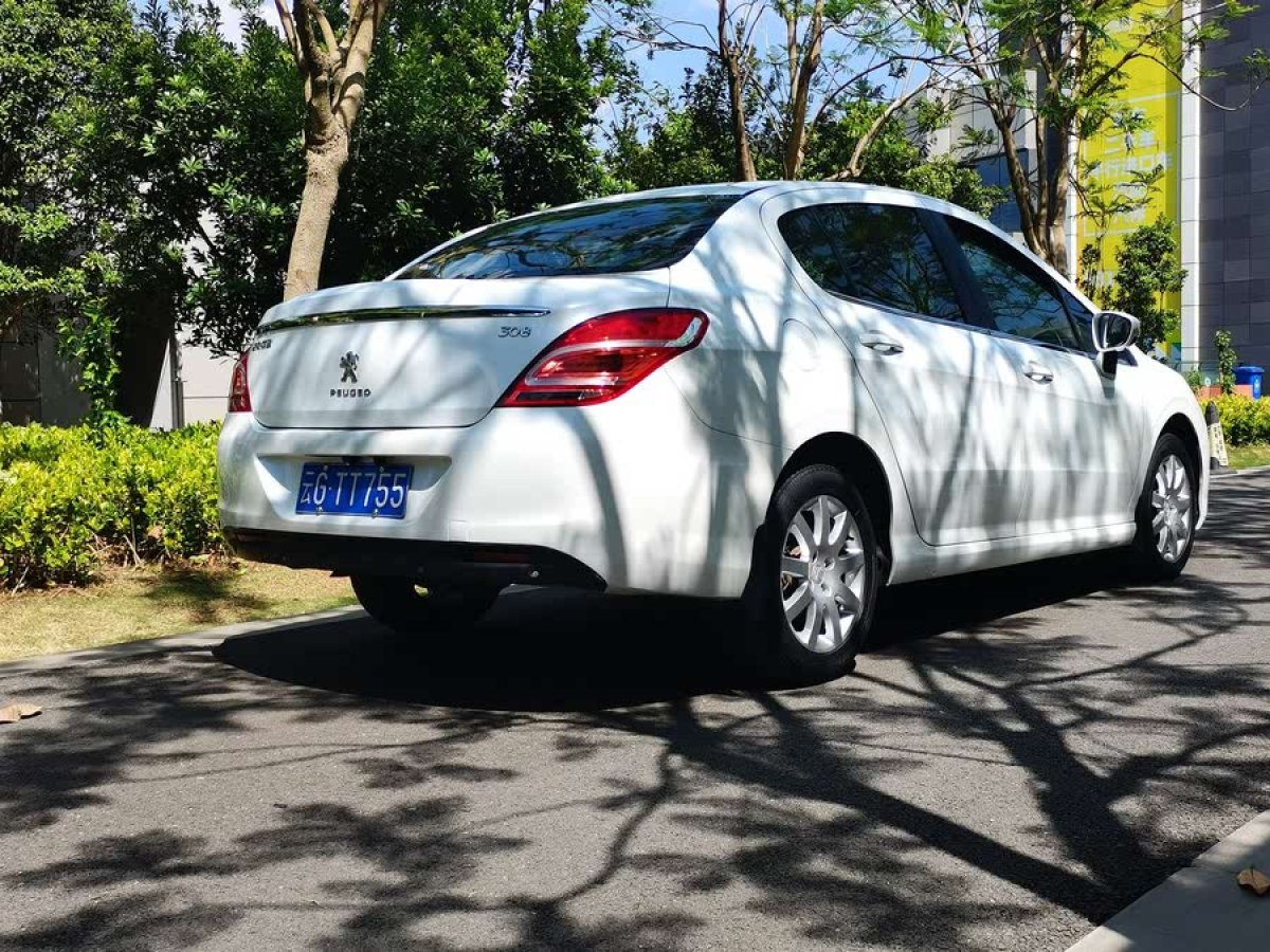 標(biāo)致 308  2014款 樂(lè)享版 經(jīng)典 1.6L 自動(dòng)優(yōu)尚型圖片