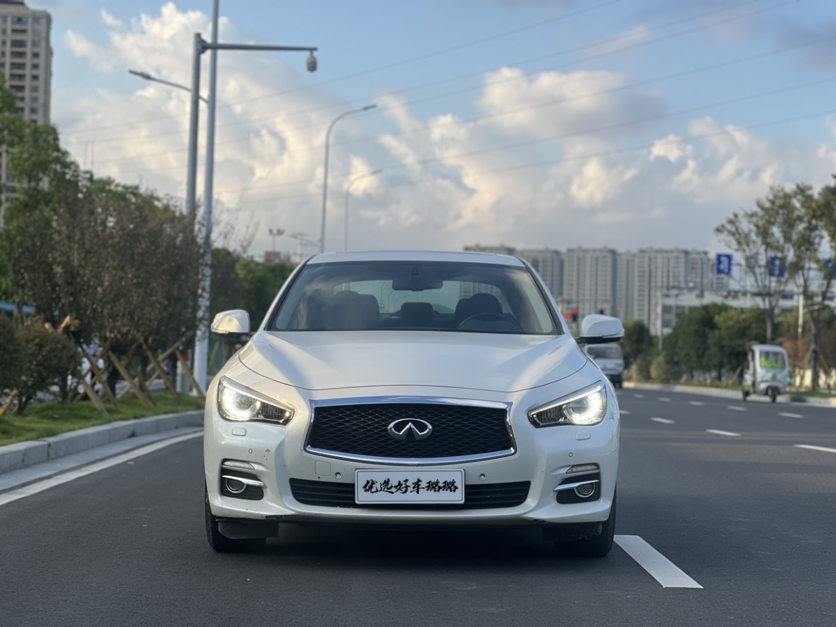 2016年9月英菲尼迪 Q50L  2016款 2.0T 舒適版