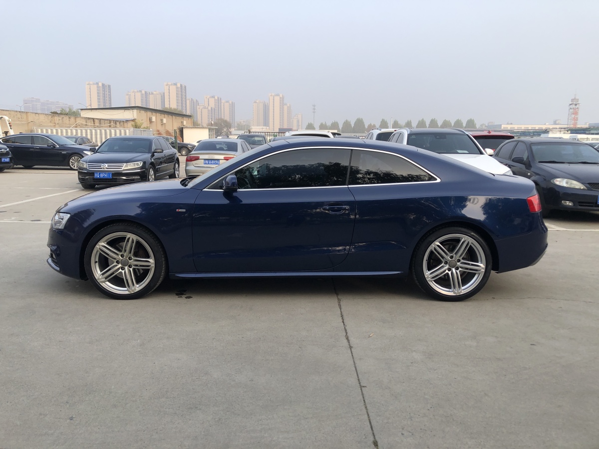 奧迪 奧迪A5  2014款 Coupe 45 TFSI quattro風(fēng)尚版圖片