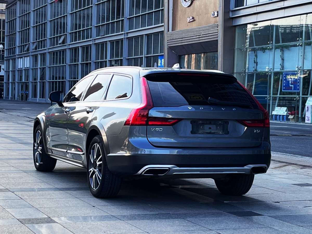 2020年3月沃爾沃 V90  2020款 Cross Country T5 AWD 智遠(yuǎn)版