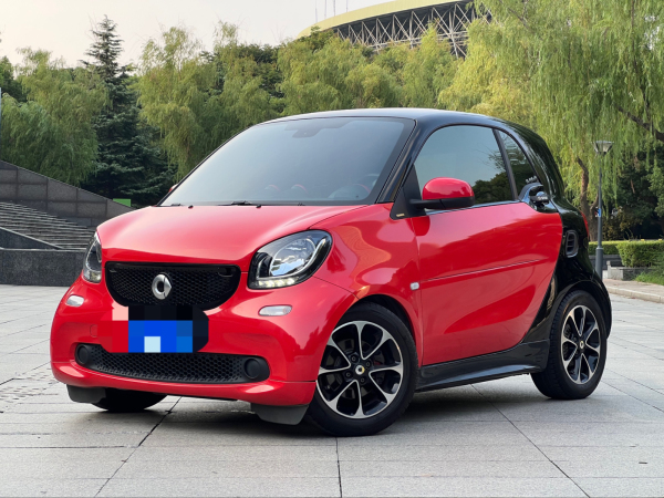 smart fortwo  2015款 1.0L 52千瓦硬顶激情版