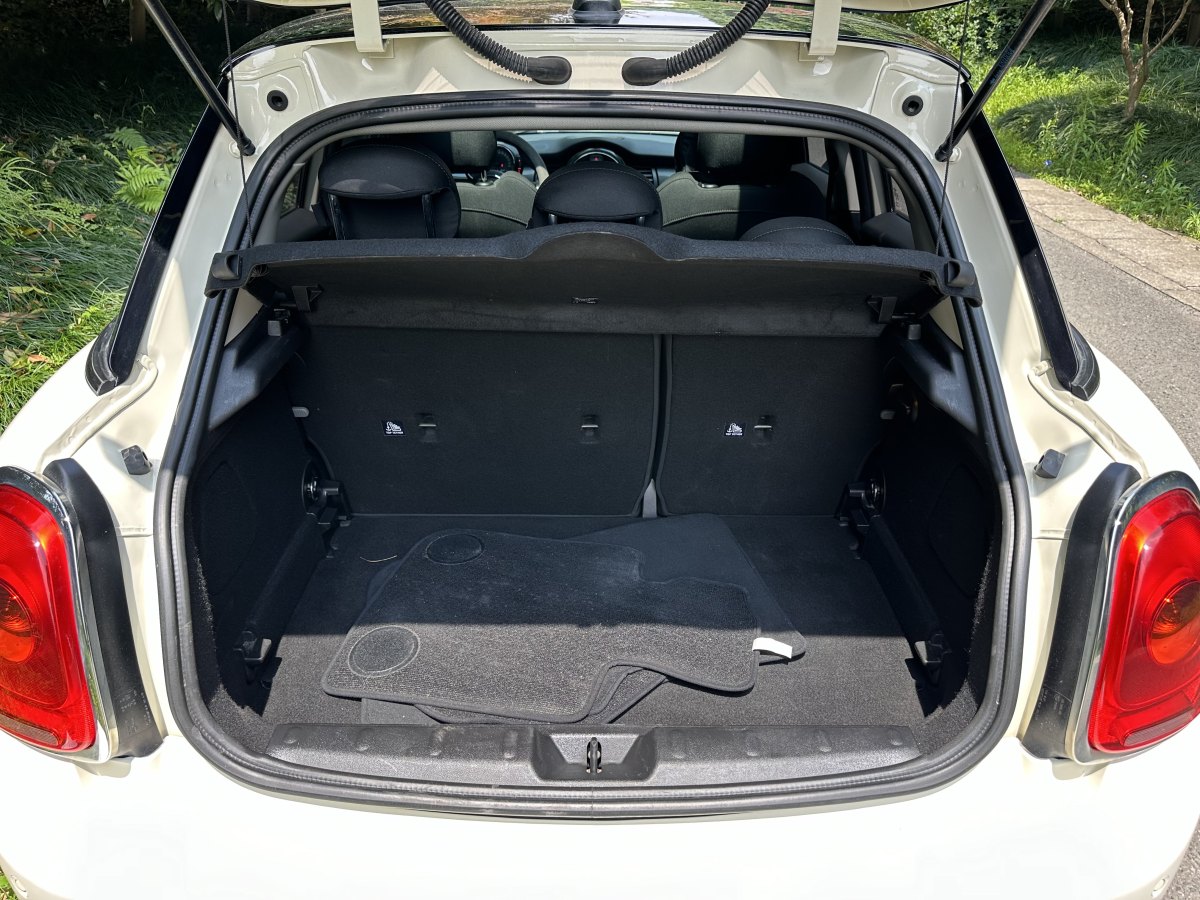 MINI MINI  2016款 1.5T COOPER 五門版圖片