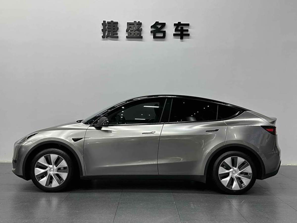 特斯拉 Model 3  2023款 煥新版 后輪驅(qū)動(dòng)圖片