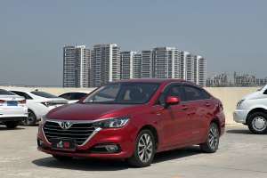 D50 北汽紳寶 1.5L 手動(dòng)尊貴版 國VI
