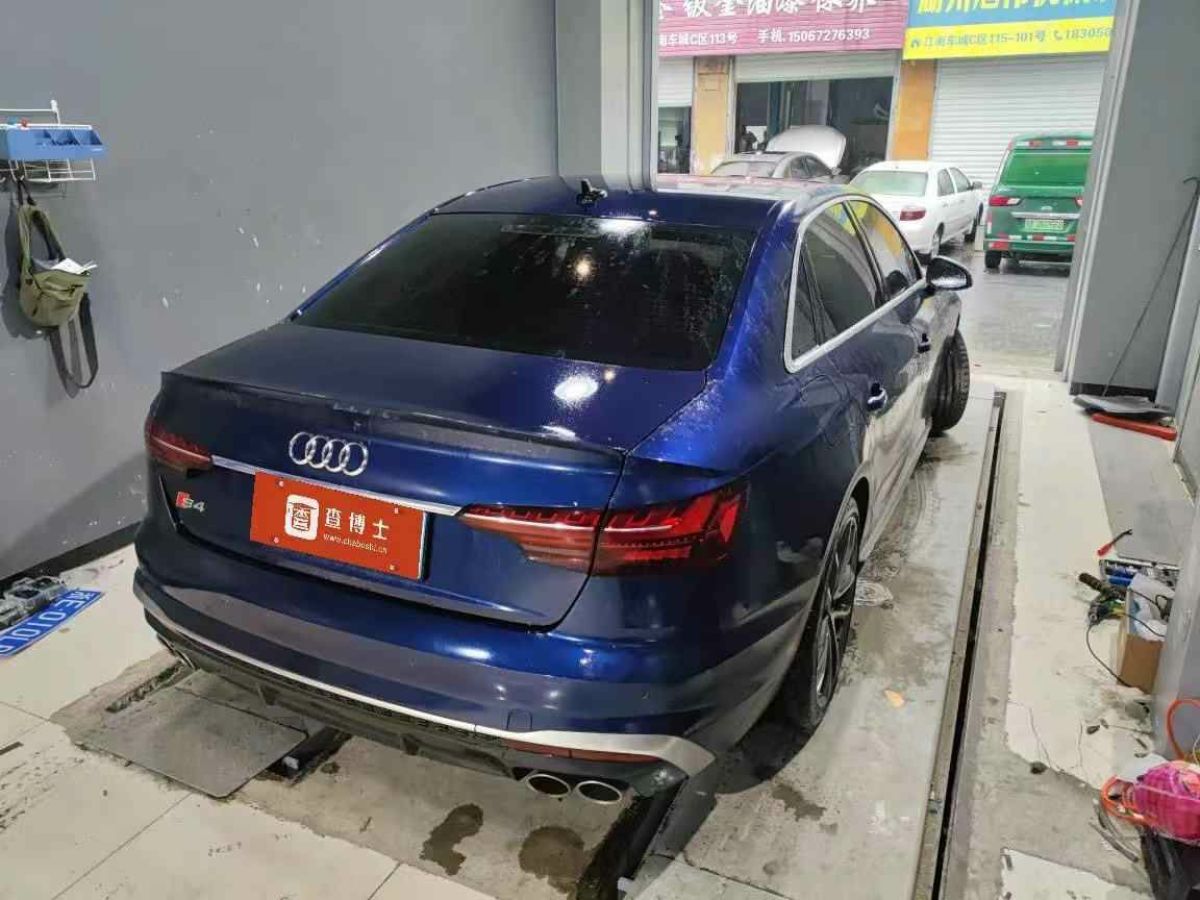 奧迪 奧迪RS 4  2021款 RS4 Avant 暗金版圖片