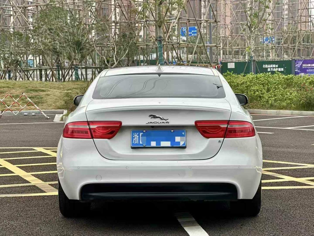 捷豹 XE  2017款 2.0T 240PS R-Sport圖片