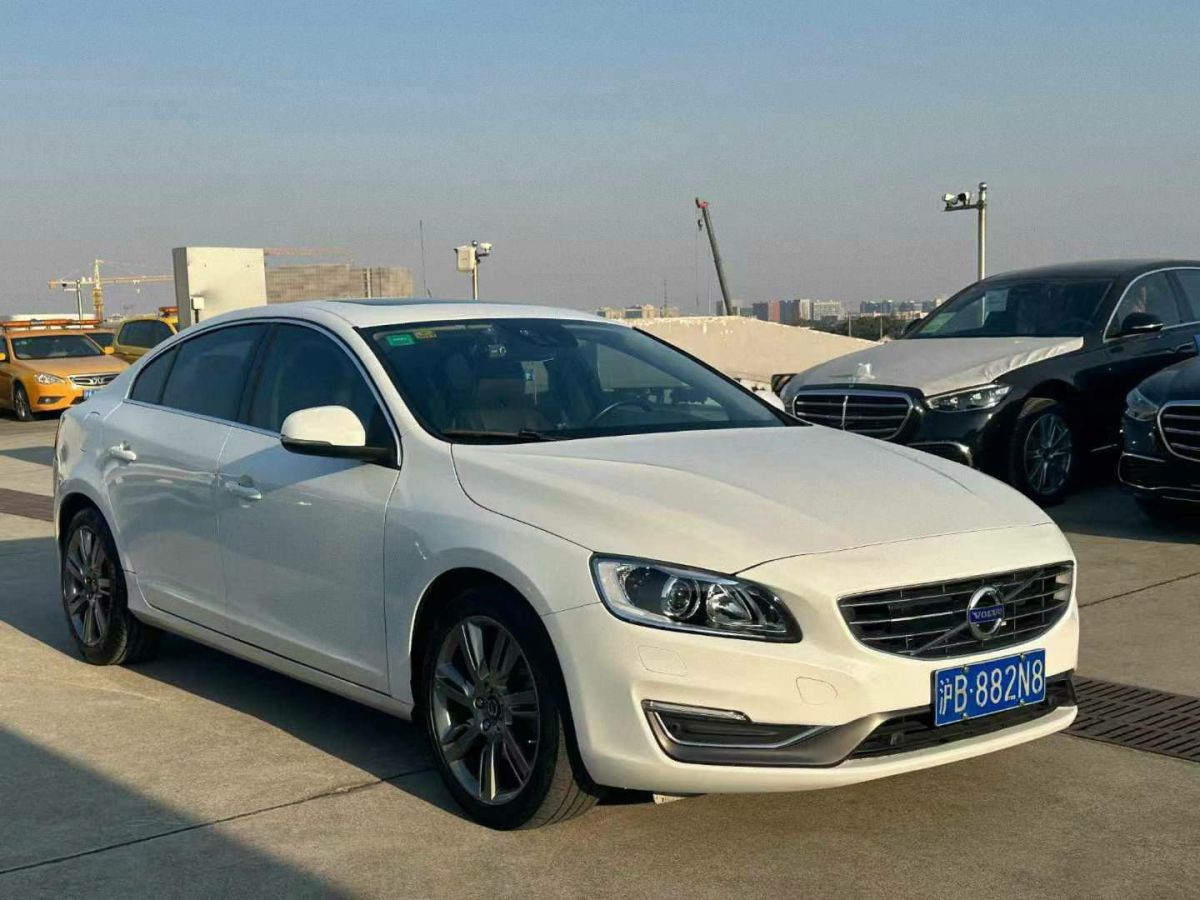 沃爾沃 S60  2015款 L 2.0T T5 智越版圖片