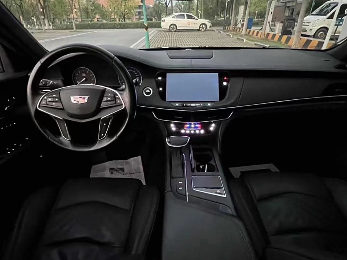 凱迪拉克 CT6  2016款 28T 豪華型圖片