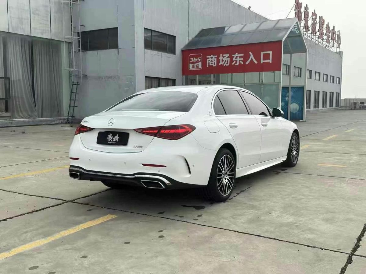 奔馳 奔馳C級(jí)  2023款 C 200 L 運(yùn)動(dòng)版圖片