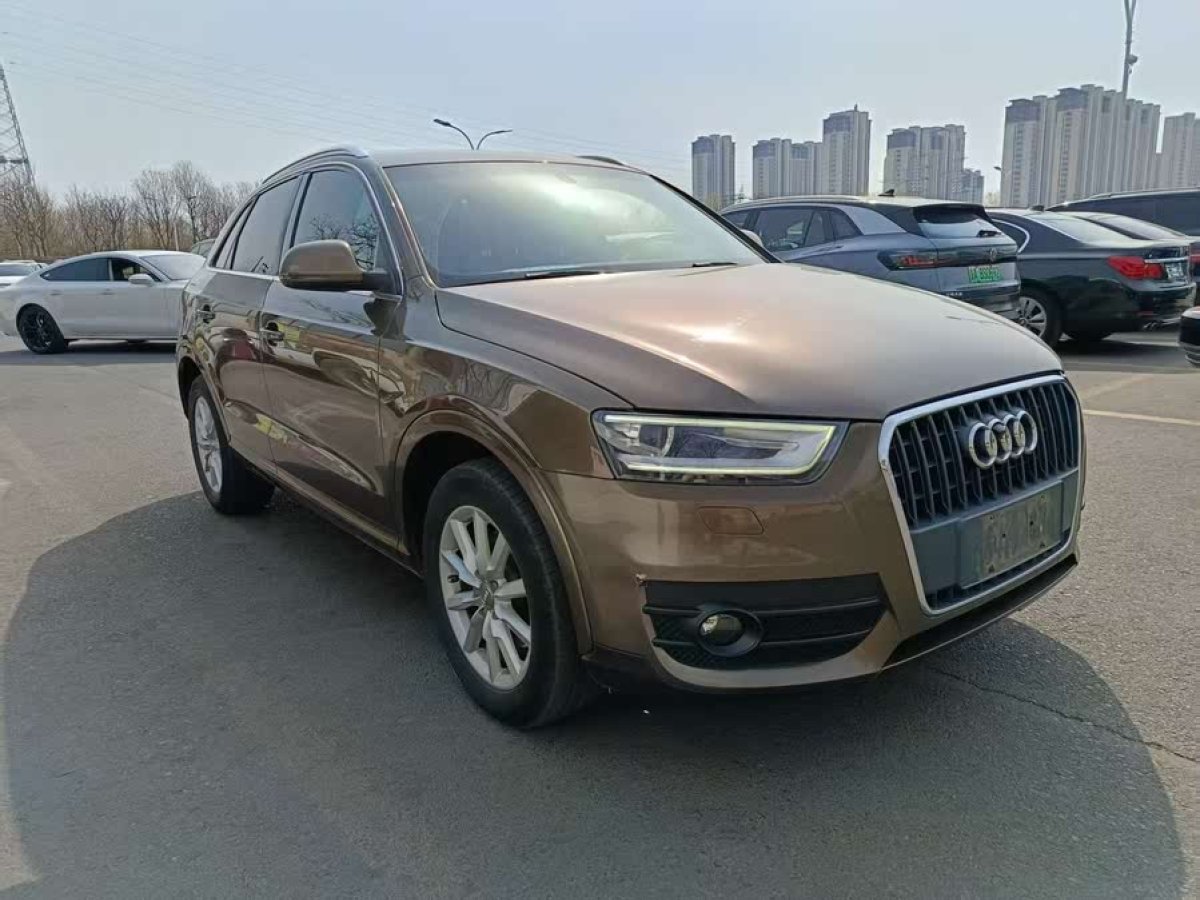 奧迪 奧迪Q3  2015款 35 TFSI 進(jìn)取型圖片