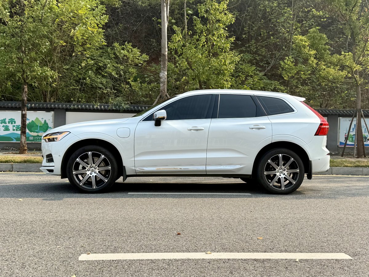 沃爾沃 XC60新能源  2020款 T8 E驅(qū)混動(dòng) 智雅豪華版圖片