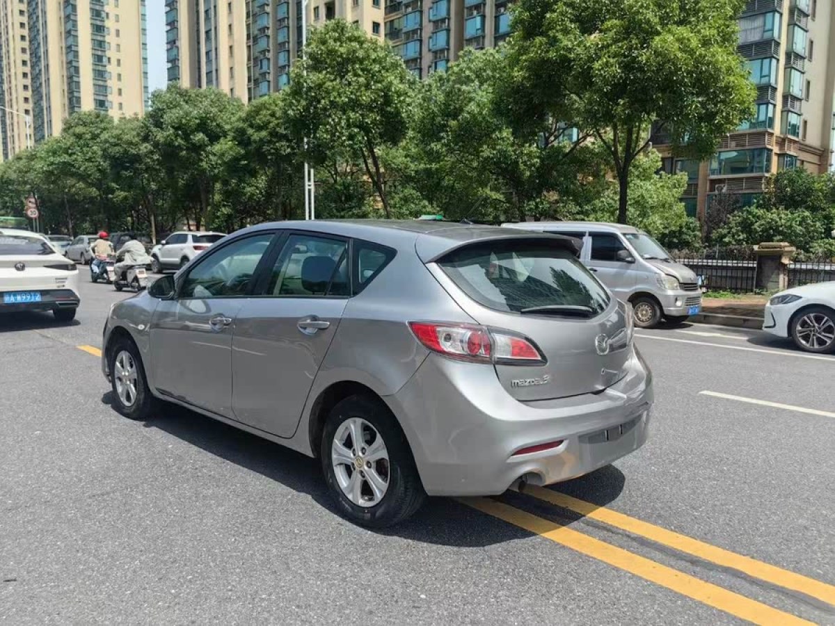 馬自達(dá) 馬自達(dá)3星騁  2012款 兩廂 1.6L 手動舒適型圖片