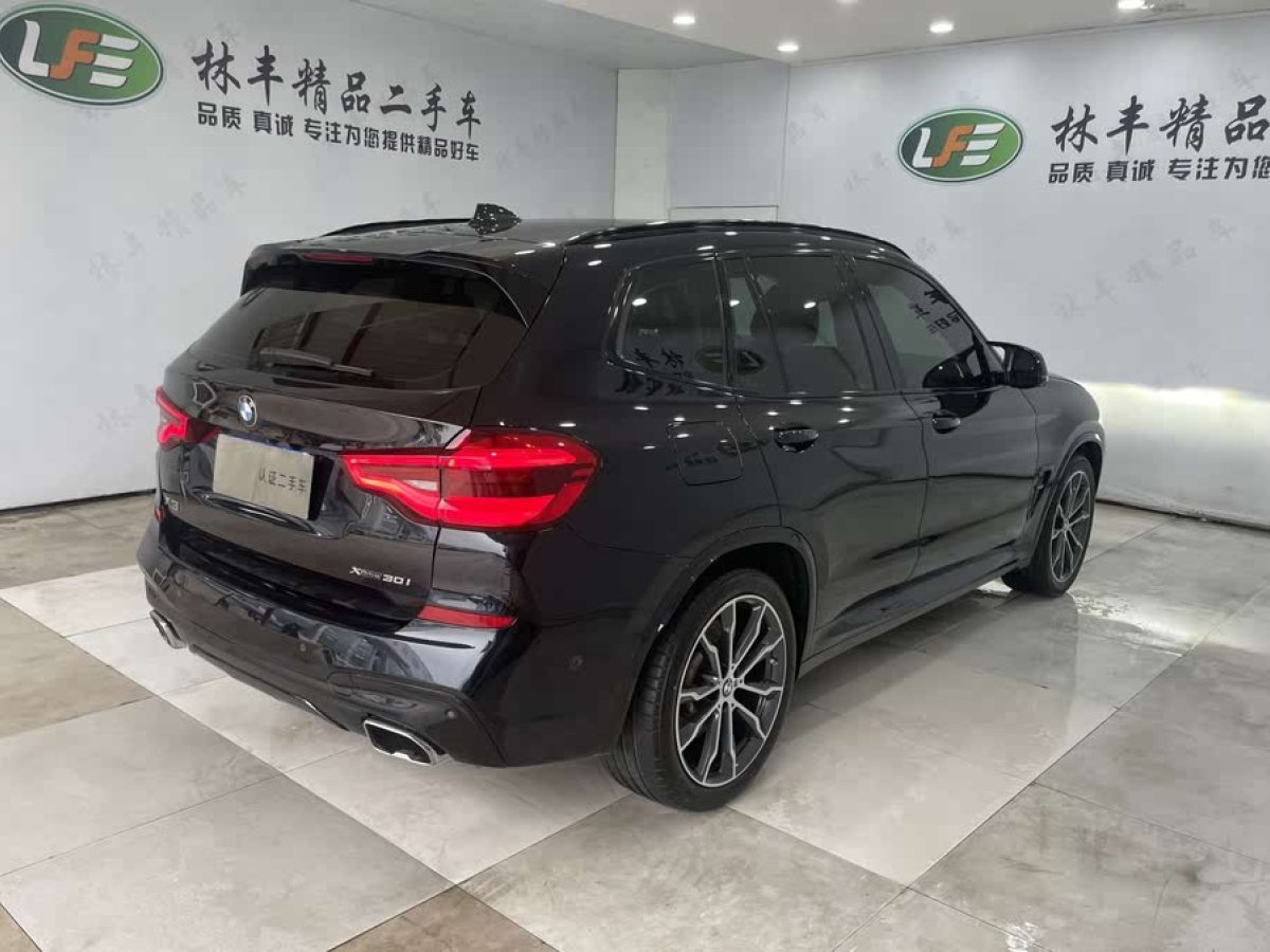 寶馬 寶馬X3  2020款 xDrive30i 領(lǐng)先型 M運(yùn)動(dòng)套裝圖片